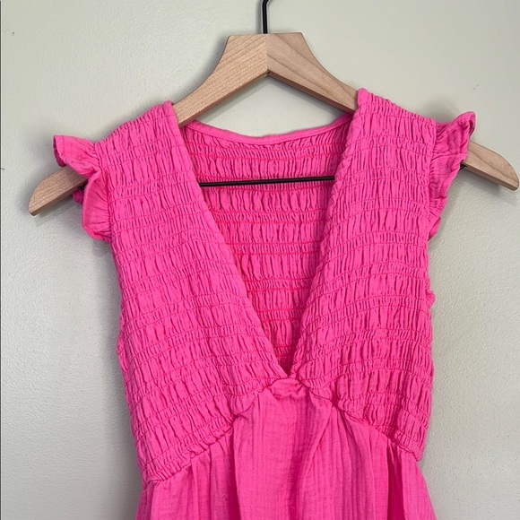 NWT Beachsissi V Neck Dress Pink Women's Medium - Picture 2 of 6